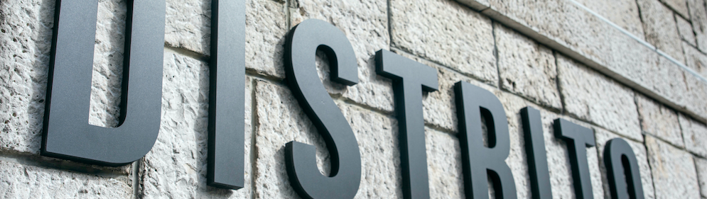 Distrito Estudio renueva con ABANCA su acuerdo para impulsar la expansión de la cadena de boutiques deportivas