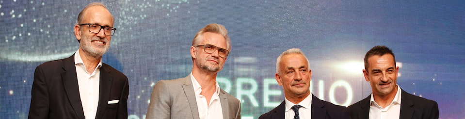 Madrid ha acogido un año más la gala de los Premios Internacionales Patrocina un Deportista. En esta gala, Énergie Fitness ha sido galardonado con el Premio “Al Fomento de la Actividad Física mediante la Innovación”, un premio que cuenta con el patrocinio de Matrix Fitness. Este galardón reconoce el modelo de negocio implementado por Énergie Fitness, en pleno proceso de expansión por nuestro país.