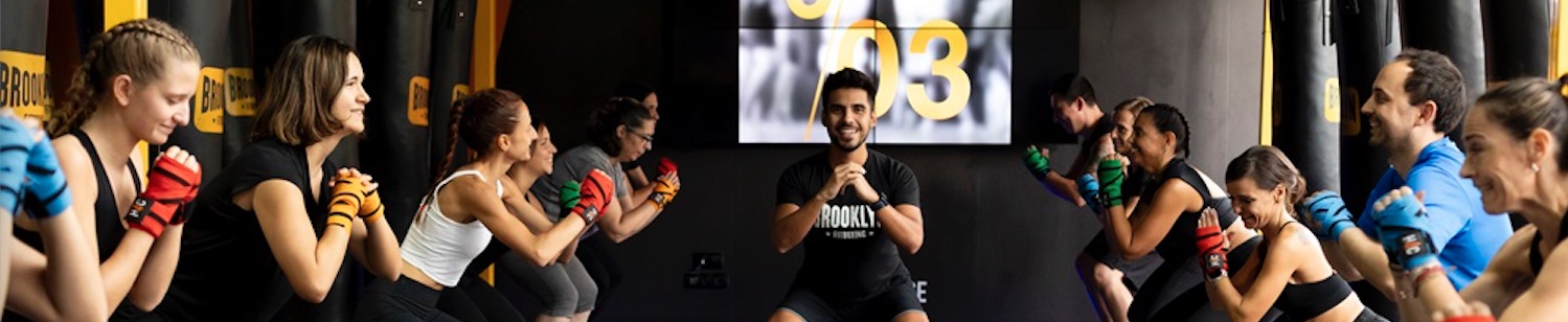 Golpes al saco que luchan contra el cáncer infantil con el apoyo de Brooklyn Fitboxing