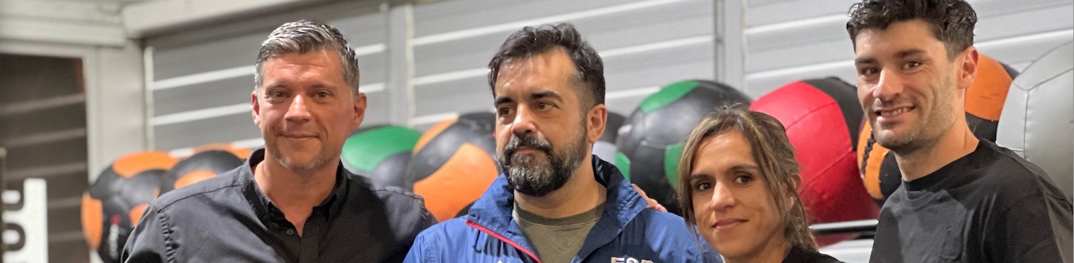 Máis que Auga desea suerte a sus olímpicos Antonio Serrat y Ester Navarrete y al paralímpico Juan Saavedra