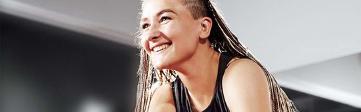 World Gym, la icónica cadena internacional de gimnasios, comprometida en su misión de empoderar a las mujeres