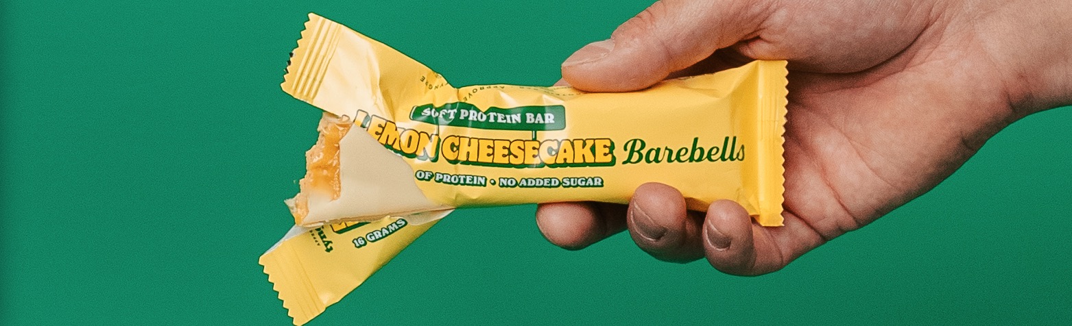 Barebells presenta Lemon Cheesecake, una nueva soft bar de proteínas que satisface los antojos de dulce