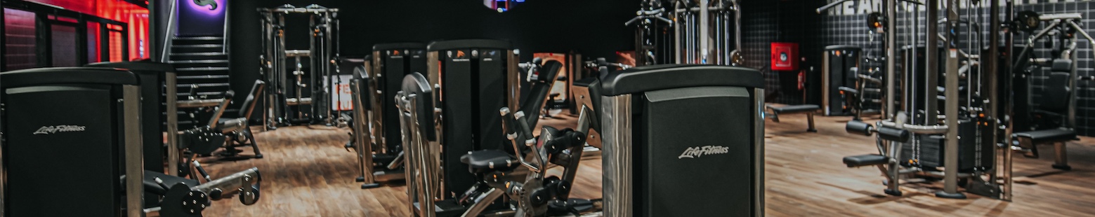 ON AIR refuerza su apuesta por el alto rendimiento con Life fitness y Hammer Strength en su nuevo centro de Valencia Les Arts