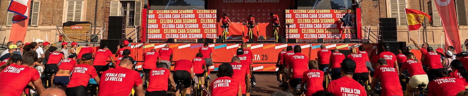 GO fit forma parte de la salida histórica de La Vuelta desde Turín fomentando una experiencia de deporte y bienestar colectivo en su llegada a Italia