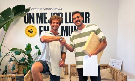 Supercubo, empresa sevillana de fitness, y Kampaoh acuerdan extender sus gimnasios en contenedores marítimos
