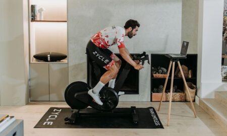 A la venta la ZBike Infinity, la bicicleta indoor de ZYCLE más realista del mercado