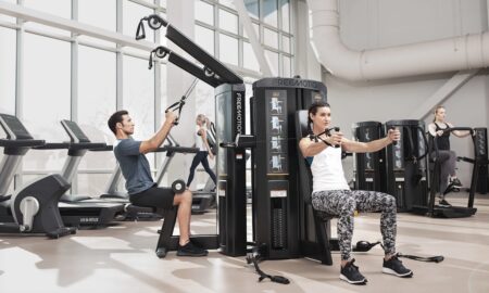 Freemotion potencia GENESIS DSTM, su línea de fuerza por cable para entrenamientos funcionales y espacios optimizados