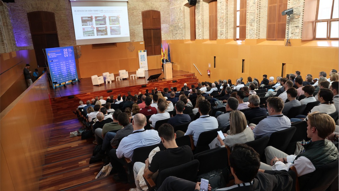 Valencia celebra con éxito la jornada de gestión deportiva con más de 300 asistentes