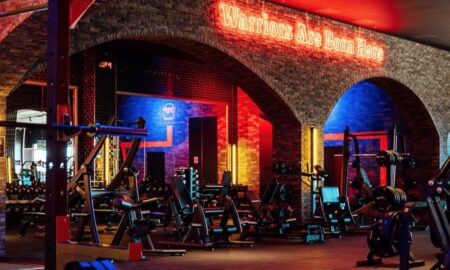 BOOMFIT firma un acuerdo estratégico con Fitness UP para abrir 100 gimnasios en la Península Ibérica antes de 2026