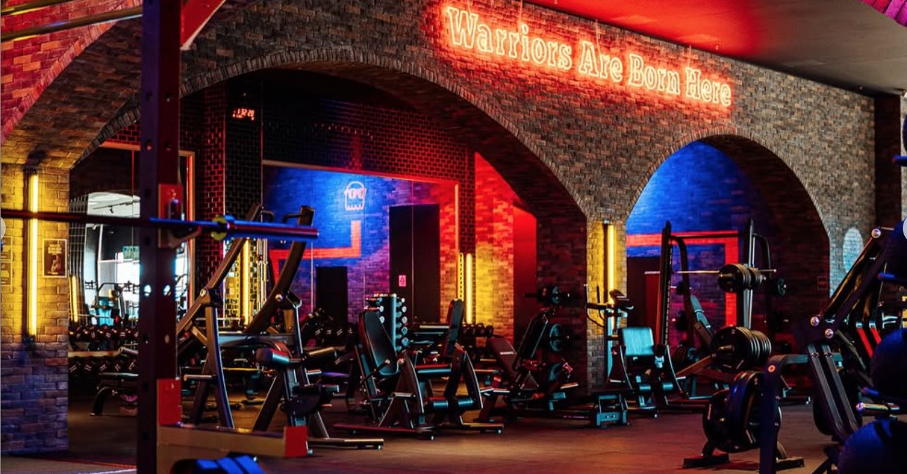 BOOMFIT firma un acuerdo estratégico con Fitness UP para abrir 100 gimnasios en la Península Ibérica antes de 2026