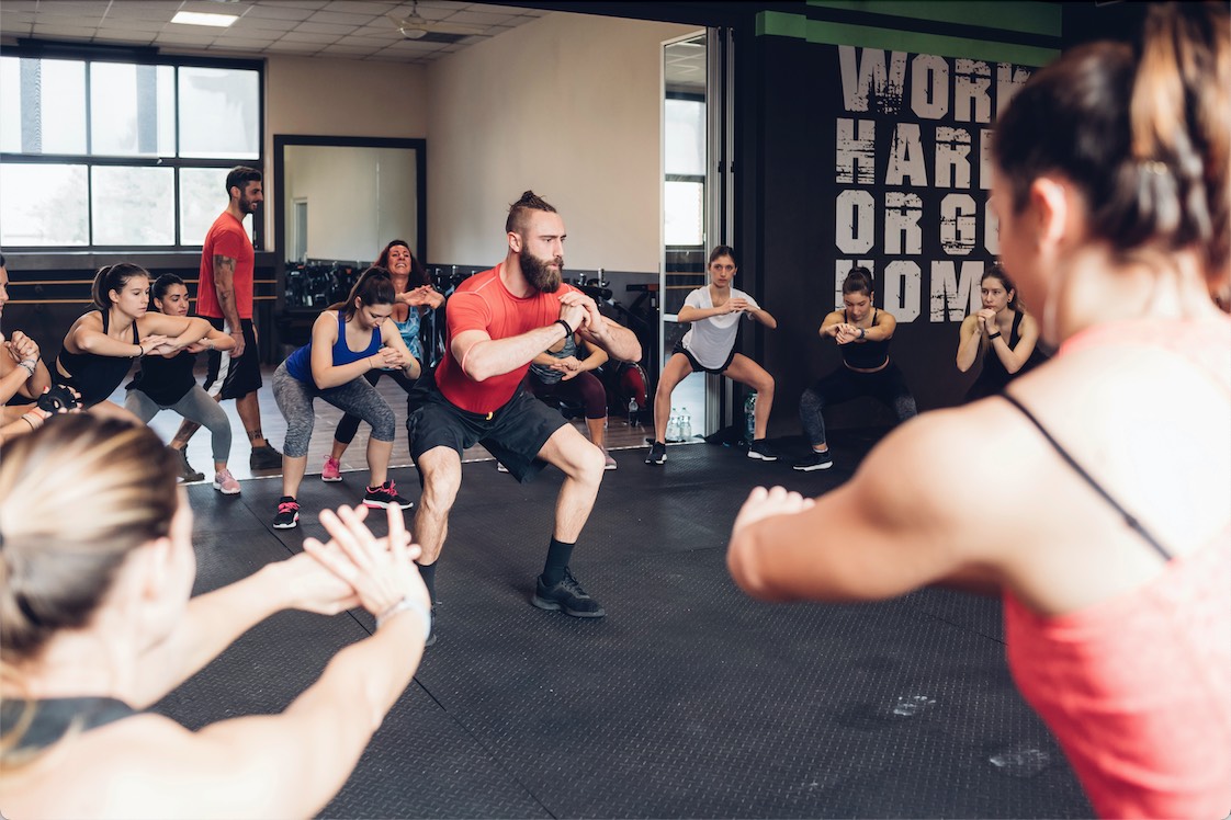 Entrenamiento híbrido e HYROX: cómo guiar al atleta competitivo moderno