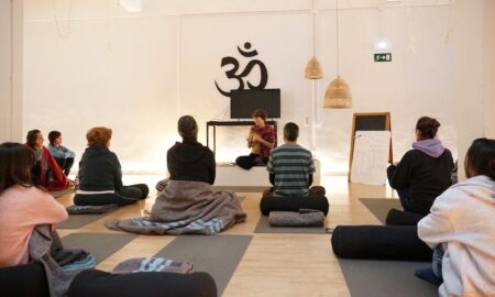 GO Yoga Estudio consolida un encuentro pionero que une ciencia, medicina y yoga