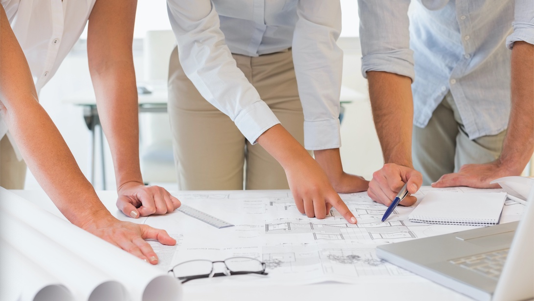 Gestión de proyectos en gimnasios y centros deportivos: control del riesgo, eficiencia operativa y creación de valor a través de las normas ISO 21500 y la Guía PMBOK