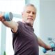 Un solo entrenamiento excéntrico a la semana mejora fuerza y función en adultos mayores: el estudio que está marcando la conversación en el sector