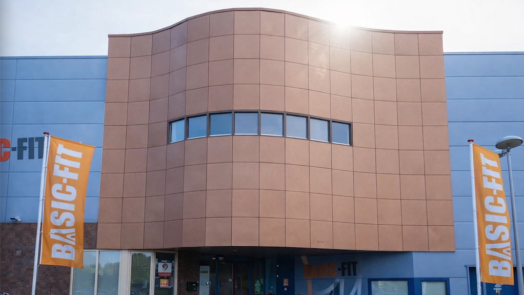 Basic-Fit refuerza su liderazgo en España mientras gira su estrategia hacia la rentabilidad en Europa
