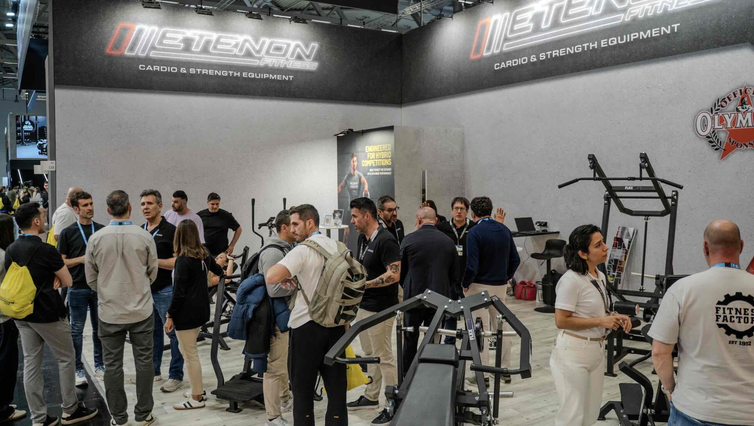 Alta afluencia y gran acogida de LEVERAGE FLEX en el stand de Etenon Fitness en FIBO 2026