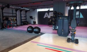 Anytime Fitness se alía con Hyrox para diversificar su ecosistema de entrenamiento funcional