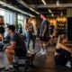 La Generación Z sustituye los bares por los gimnasios y encuentra en el fitness su nuevo espacio social