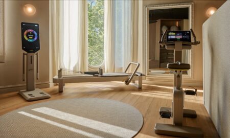 Technogym presenta la colección Sand Stone en Ecléctica Barcelona de la mano de Adela Cabré & Son y Ffit Coco