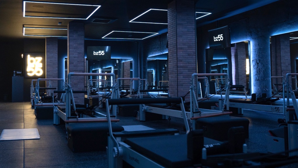 bz55 suma nuevos estudios y presenta SANTORINI, una innovadora combinación de Reformer y Barre