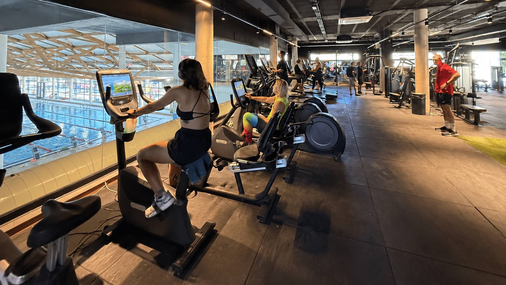 Una inversión de 1,5 millones renueva los gimnasios y el complejo deportivo de La Nucía