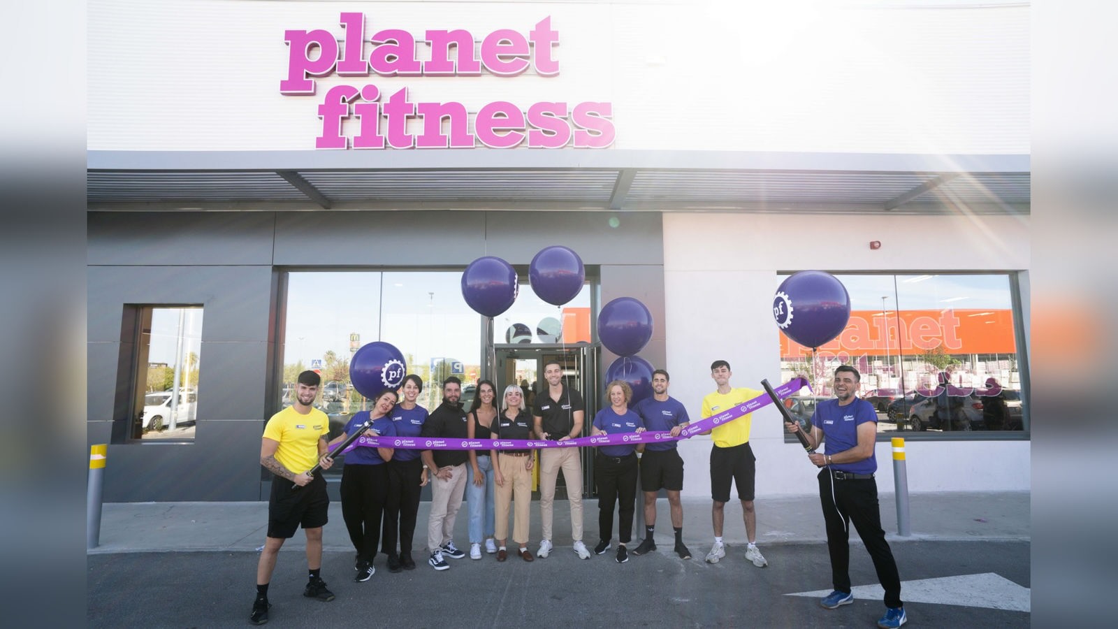 Planet Fitness inaugura su segundo club en Sevilla